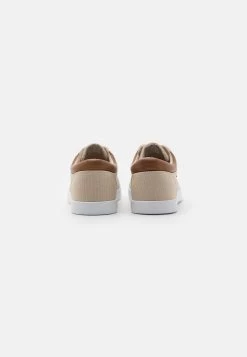 Pier One Unisex - Sneakers Laag - Beige -Pier One 25eb778e2a144dc3a08b80223db3495e