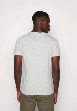 Pier One Unisex 5 Pack - T-Shirt Basic - Black /Dark Blue/Dark Green 13 Pier One Unisex 5 Pack - T-Shirt Basic - Black /Dark Blue/Dark Green -Pier One 60b09e26f77f493d9bfaf26534a8018b