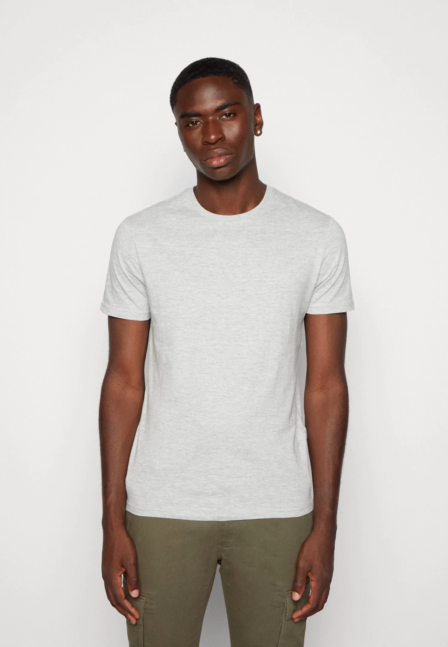 Pier One Unisex 5 Pack - T-Shirt Basic - Black /Dark Blue/Dark Green 4 Pier One Unisex 5 Pack - T-Shirt Basic - Black /Dark Blue/Dark Green - Afbeelding 2